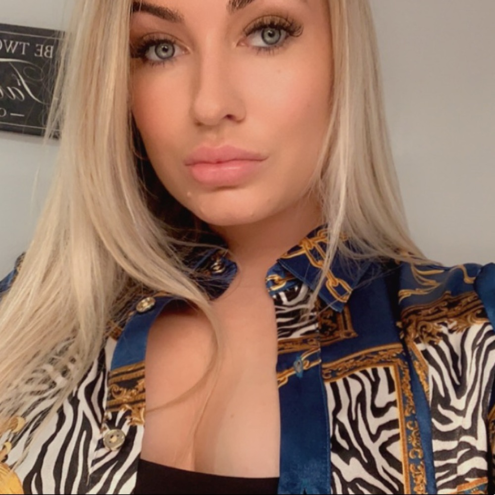 Meet your Posher, Johna